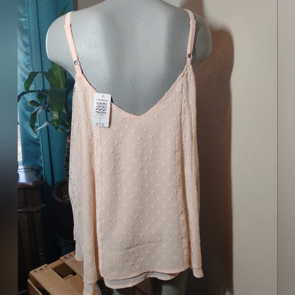 π Torrid, lace layered tank top, NEW with tags 2X FINAL PRICE DROP π§π§π§π§ - Picture 6 of 8